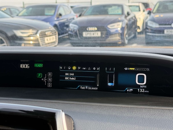Used Toyota Prius 2018 for sale - 76278063: Photo 77