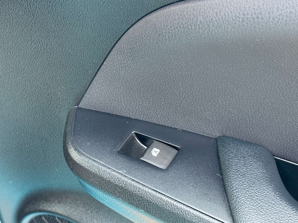 Used Toyota Prius 2018 for sale - 76278063: Photo 79