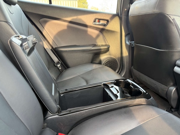 Used Toyota Prius 2018 for sale - 76278063: Photo 84