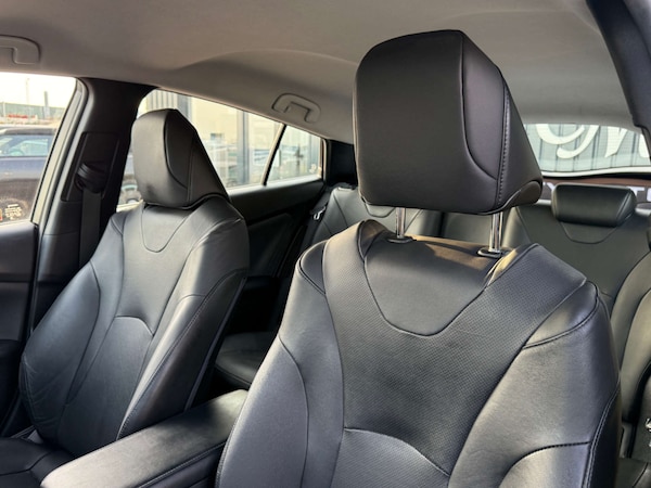 Used Toyota Prius 2018 for sale - 76278063: Photo 94