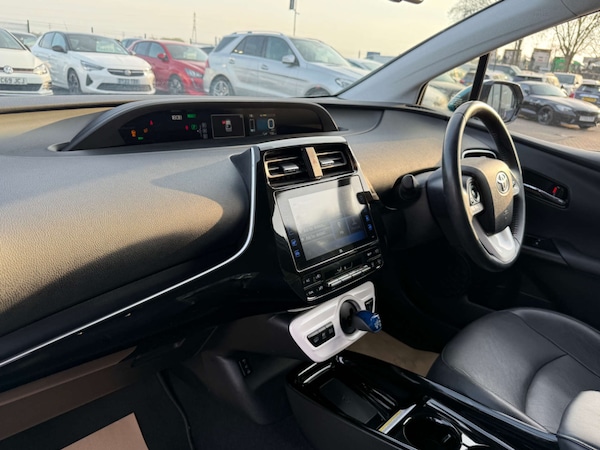 Used Toyota Prius 2018 for sale - 76278063: Photo 95