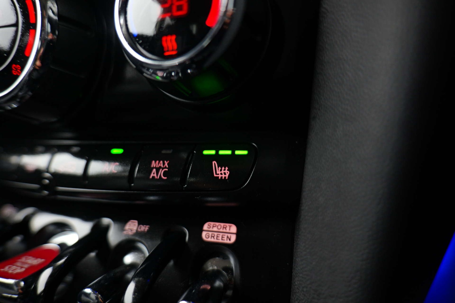 Used MINI Hatch 2018 for sale - 76749839: Photo 32