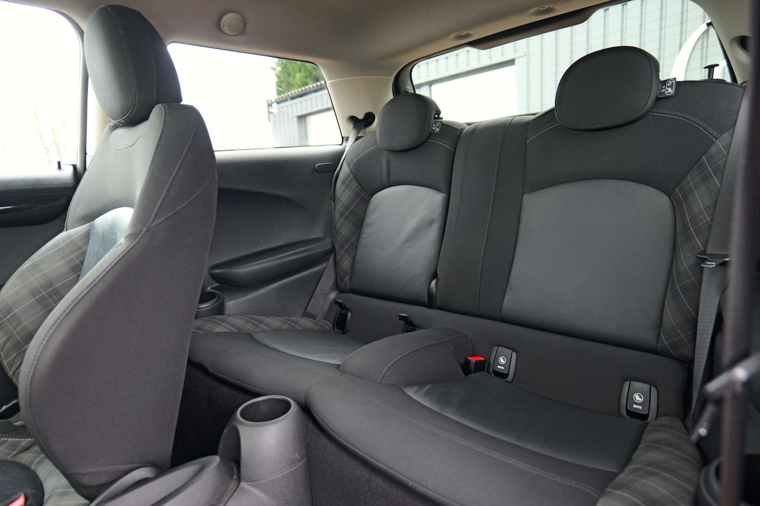 Used MINI Hatch 2018 for sale - 76749839: Photo 38