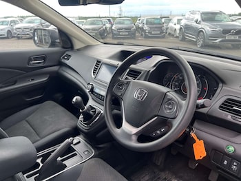 Used Honda CR-V 2018 for sale - 78510925: Photo