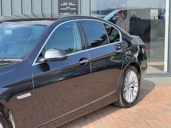 Used BMW 5 Series 2015 for sale - 77850619: Photo