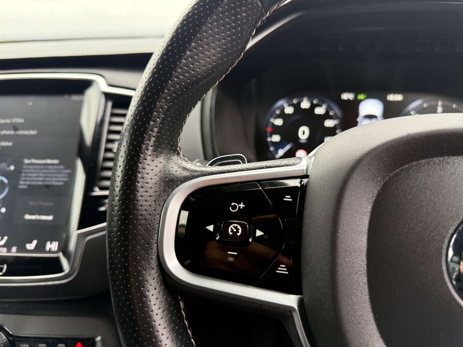 Used Volvo XC90 2019 for sale - 76650409: Photo 34