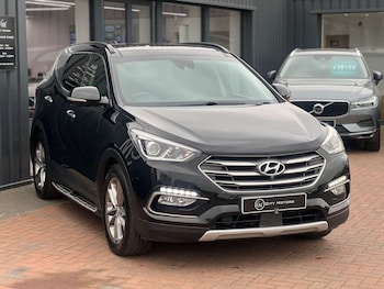 Used Hyundai Santa Fe 2016 for sale - 77934101: Photo