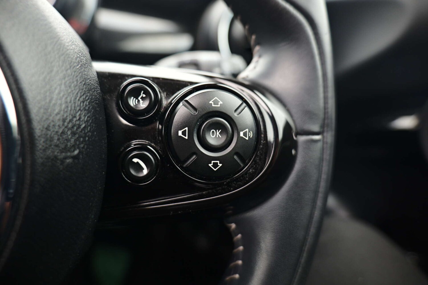 Used MINI Hatch 2019 for sale - 76749833: Photo 29