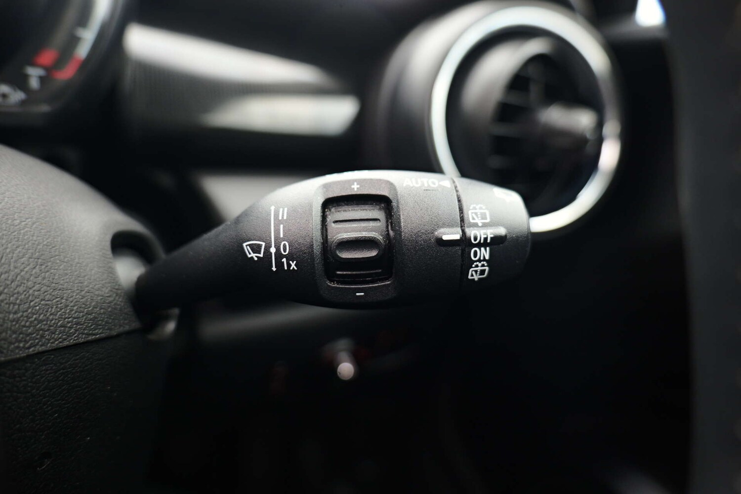 Used MINI Hatch 2019 for sale - 76749833: Photo 31