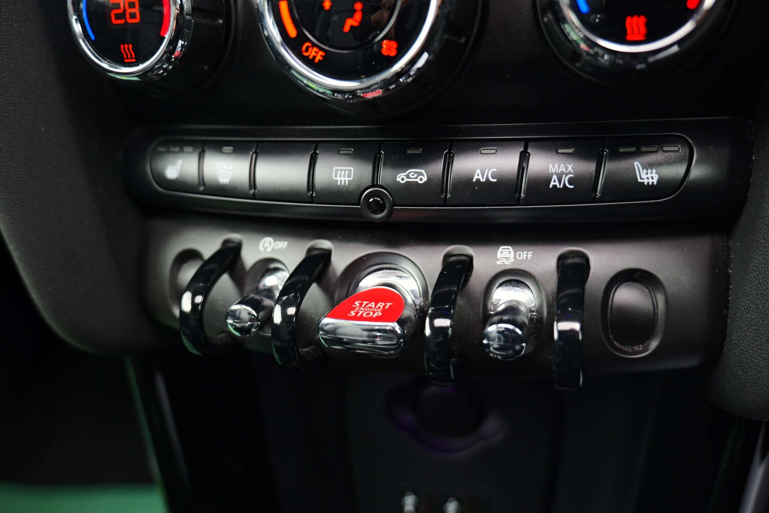 Used MINI Hatch 2019 for sale - 76749833: Photo 32