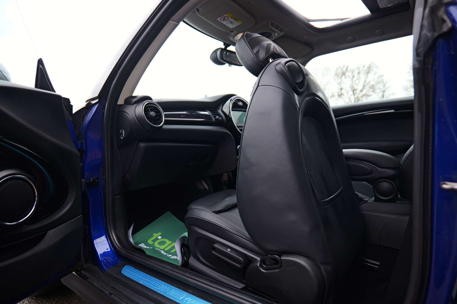 Used MINI Hatch 2019 for sale - 76749833: Photo 55