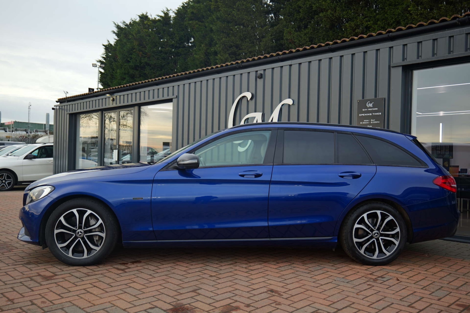 Used Mercedes-Benz C Class 2018 for sale - 76973927: Photo 12