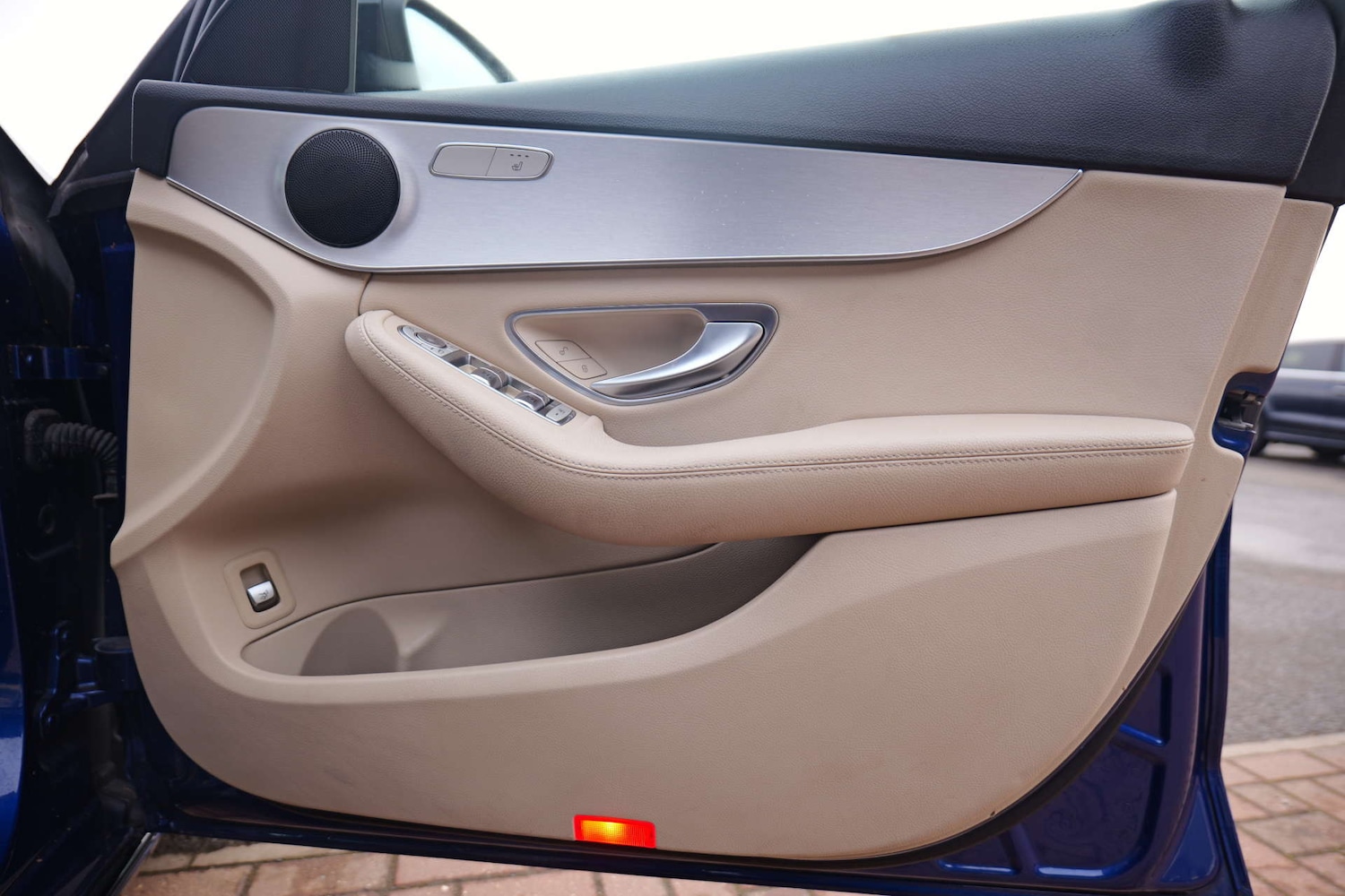 Used Mercedes-Benz C Class 2018 for sale - 76973927: Photo 17