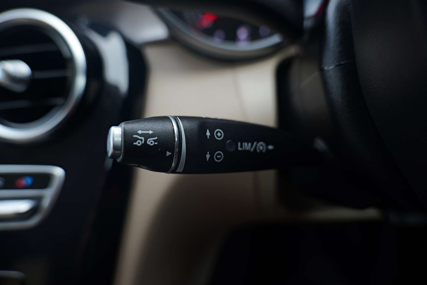 Used Mercedes-Benz C Class 2018 for sale - 76973927: Photo 31