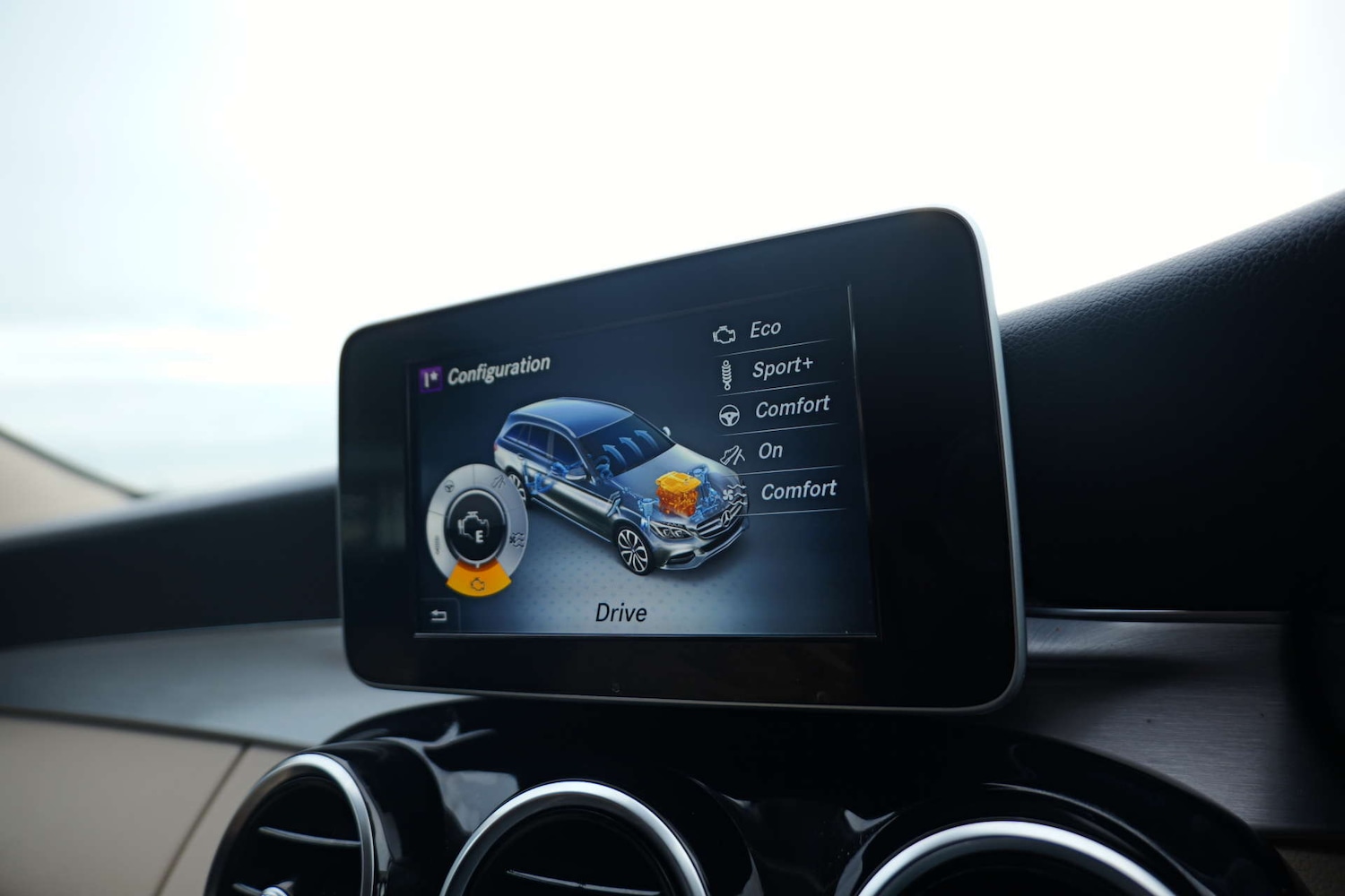 Used Mercedes-Benz C Class 2018 for sale - 76973927: Photo 39