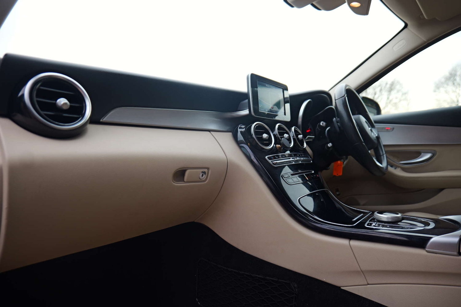 Used Mercedes-Benz C Class 2018 for sale - 76973927: Photo 56