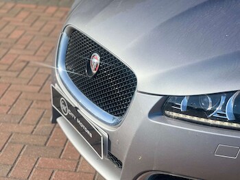 Used Jaguar XF 2014 for sale - 78358925: Photo