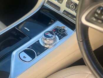 Used Jaguar XF 2014 for sale - 78358925: Photo