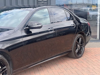 Used Mercedes-Benz E Class 2018 for sale - 79070763: Photo