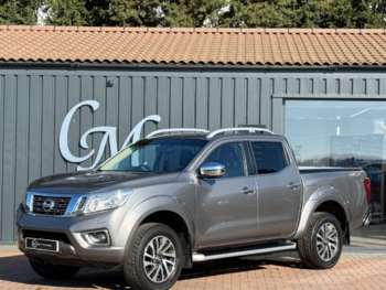 Used Nissan Navara 2018 for sale - 74067889: Photo