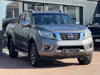 Used Nissan Navara 2018 for sale - 74067889: Photo