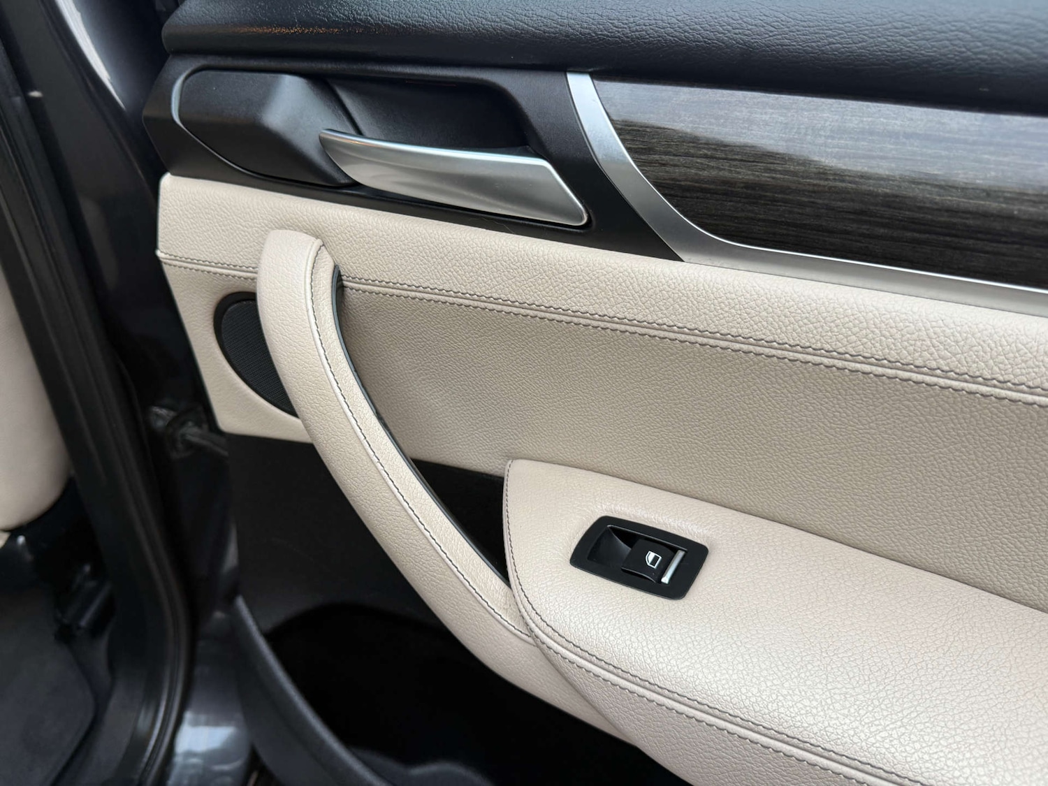 Used BMW X4 2015 for sale - 76197200: Photo 89