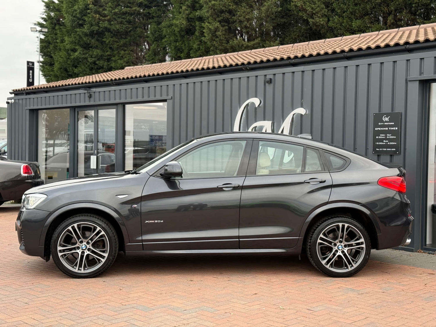Used BMW X4 2015 for sale - 76197200: Photo 9