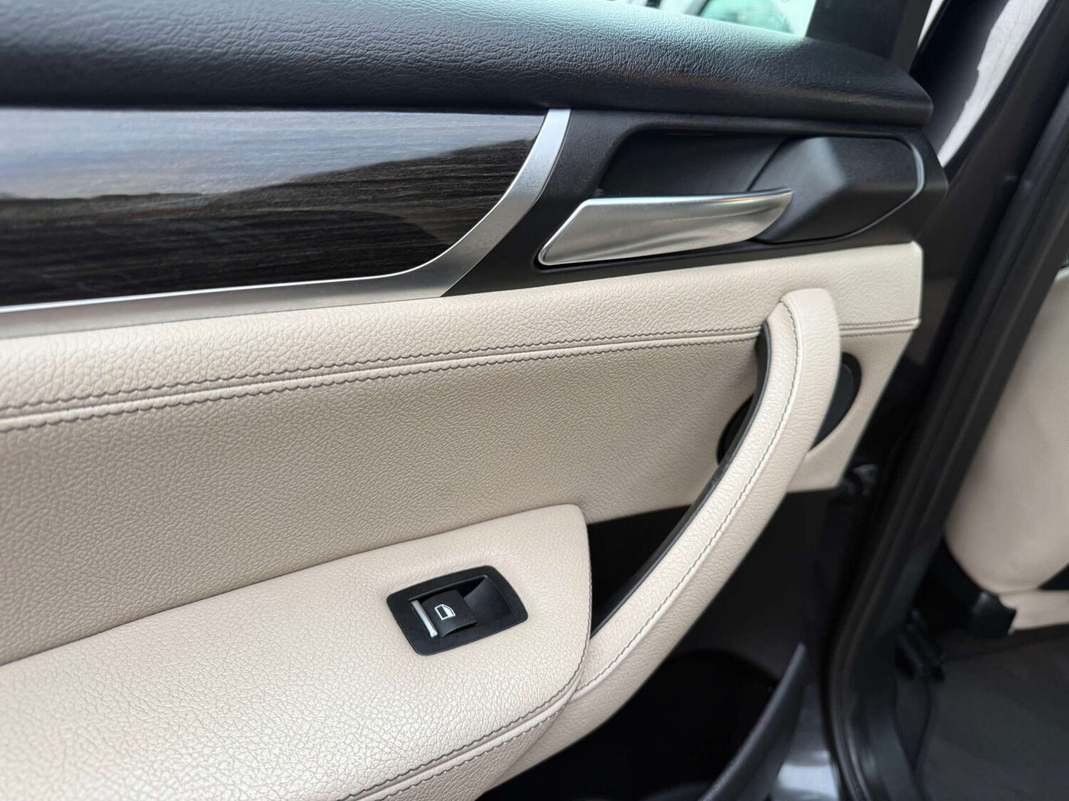 Used BMW X4 2015 for sale - 76197200: Photo 93