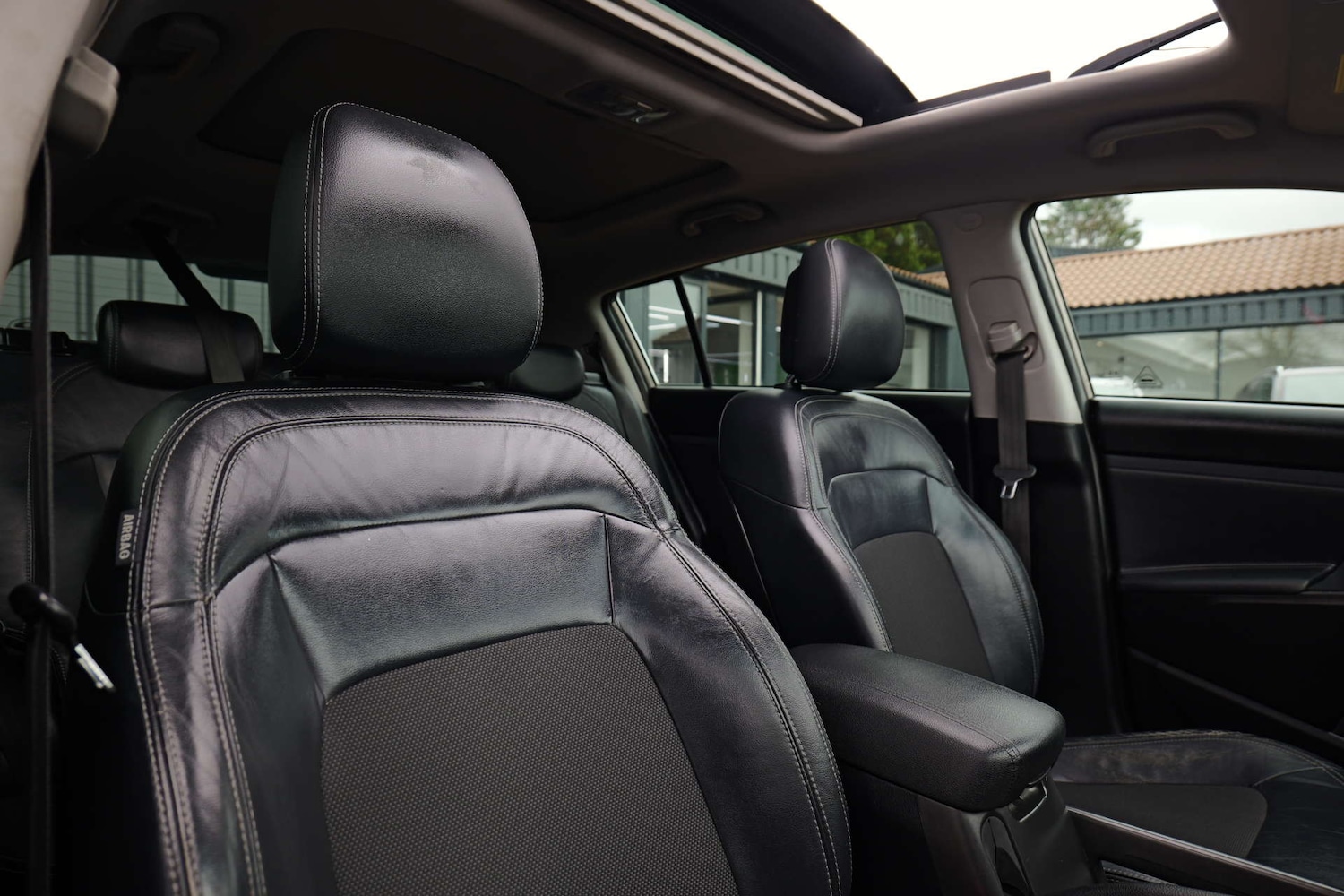 Used Kia Sportage 2011 for sale - 76384146: Photo 30