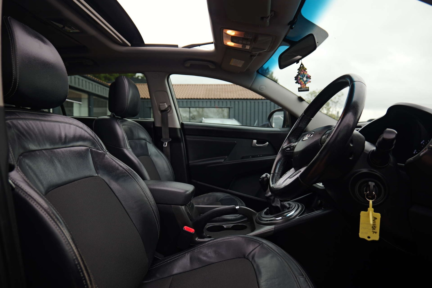 Used Kia Sportage 2011 for sale - 76384146: Photo 31