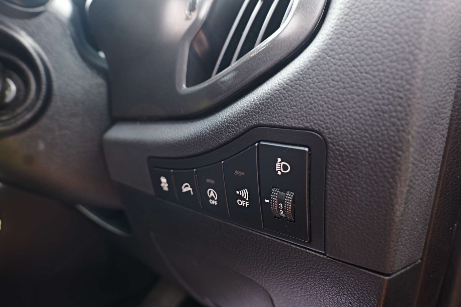 Used Kia Sportage 2011 for sale - 76384146: Photo 35