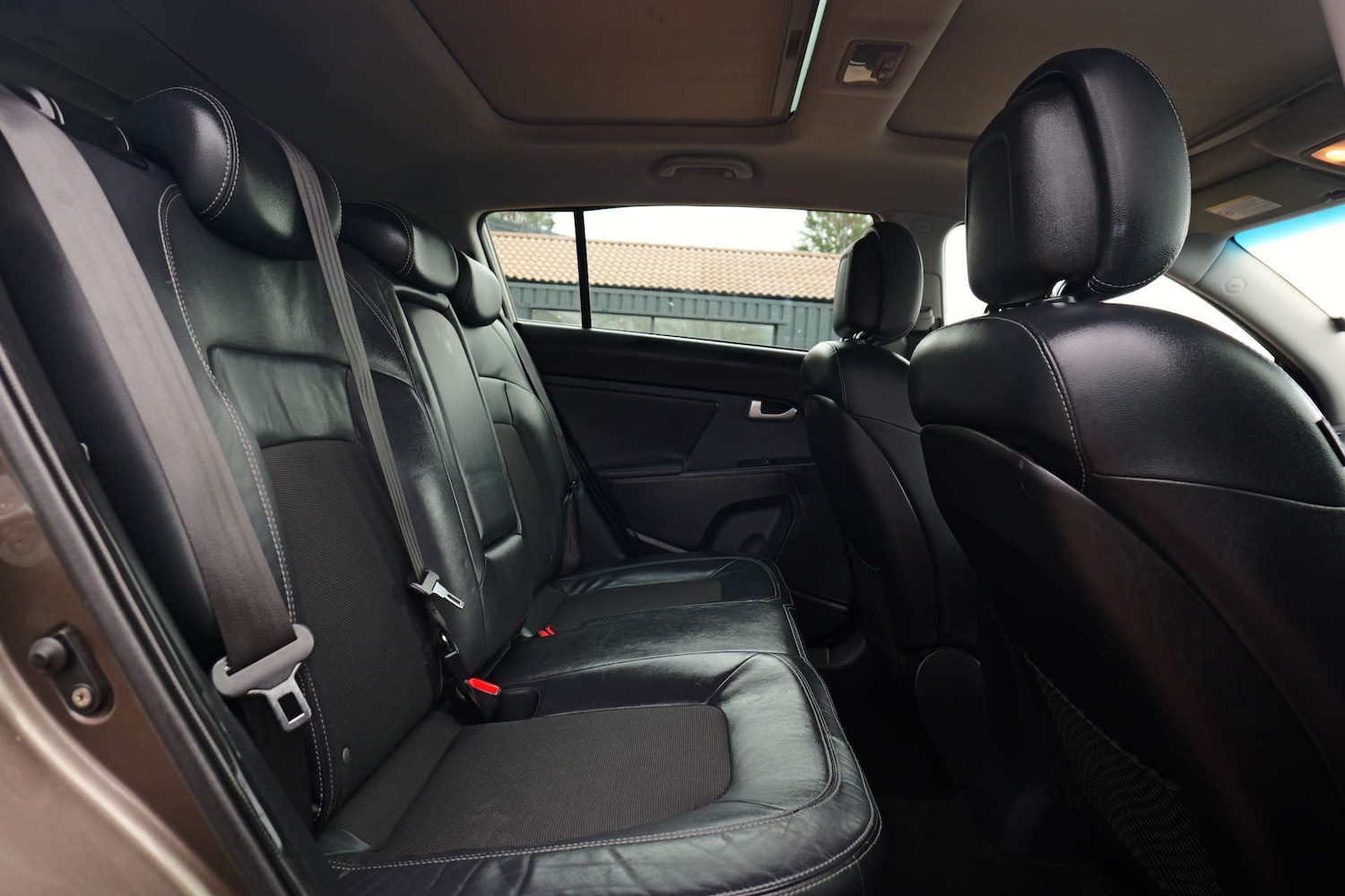 Used Kia Sportage 2011 for sale - 76384146: Photo 55