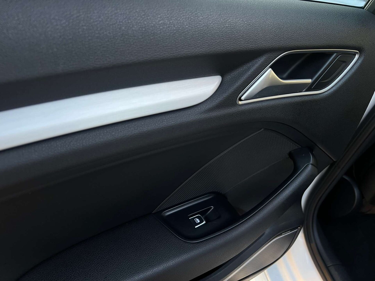 Used Audi A3 2017 for sale - 76581927: Photo 75