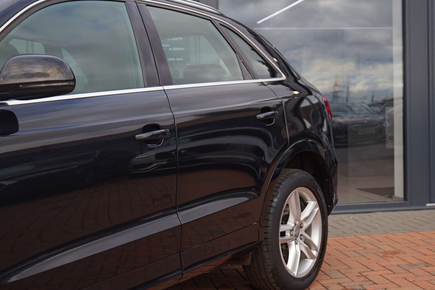 Used Audi Q3 2013 for sale - 76333074: Photo 3