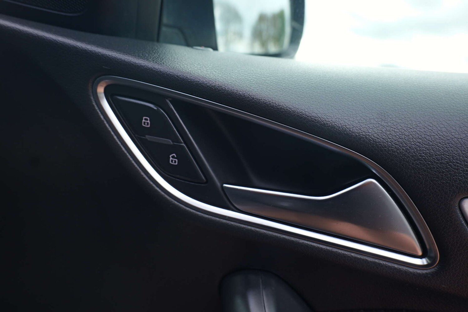 Used Audi Q3 2013 for sale - 76333074: Photo 40