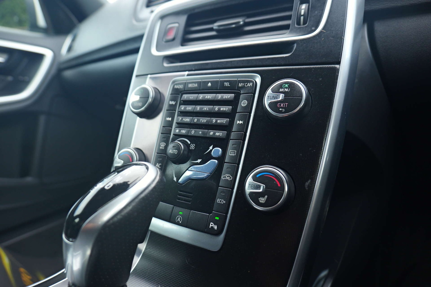 Used Volvo V60 2017 for sale - 76356027: Photo 21