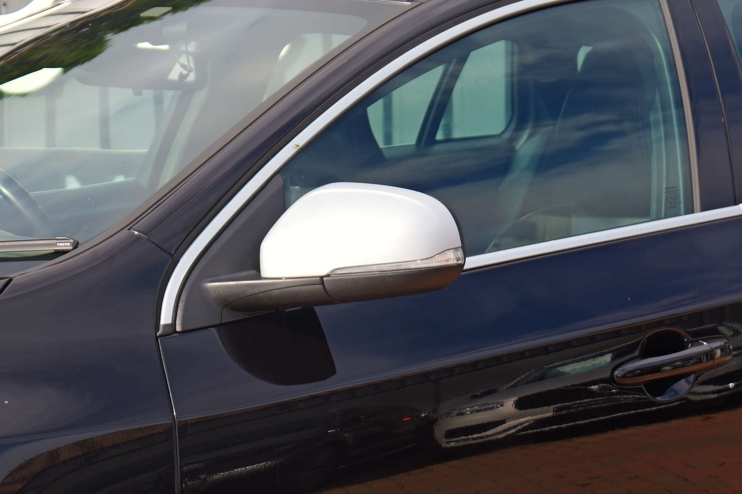 Used Volvo V60 2017 for sale - 76356027: Photo 33