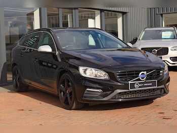 Used Volvo V60 2017 for sale - 76356027: Photo