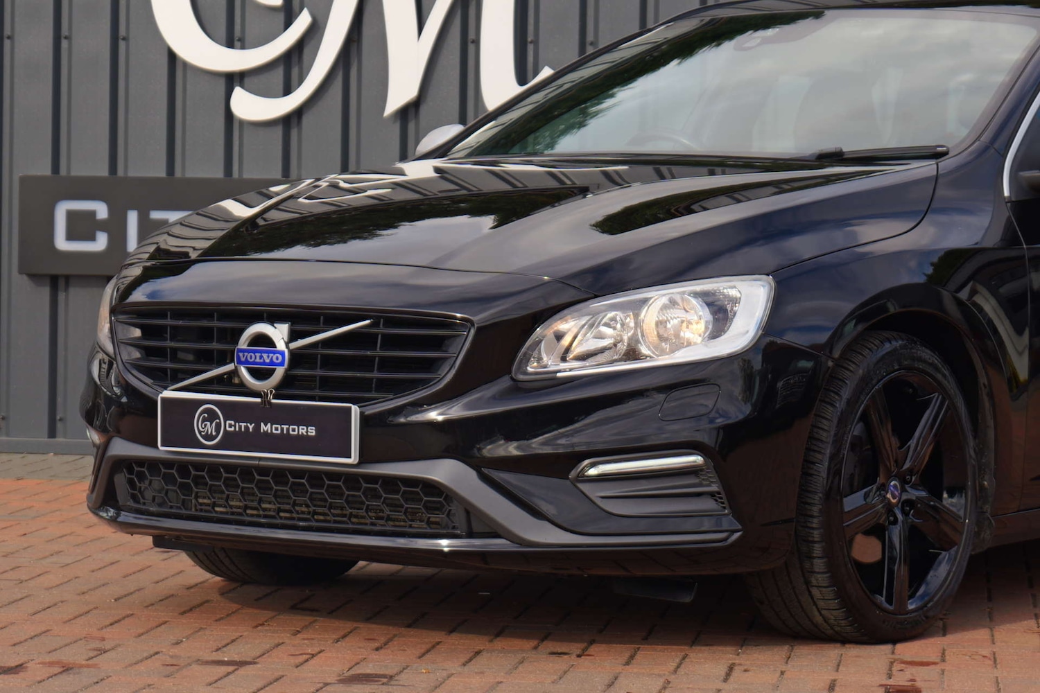 Used Volvo V60 2017 for sale - 76356027: Photo 9