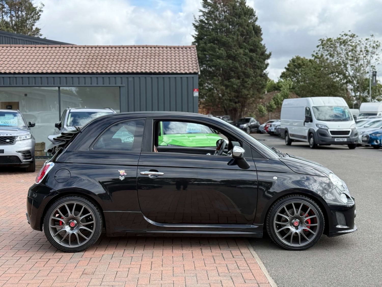 Used Abarth 595 2013 for sale - 75737750: Photo 11
