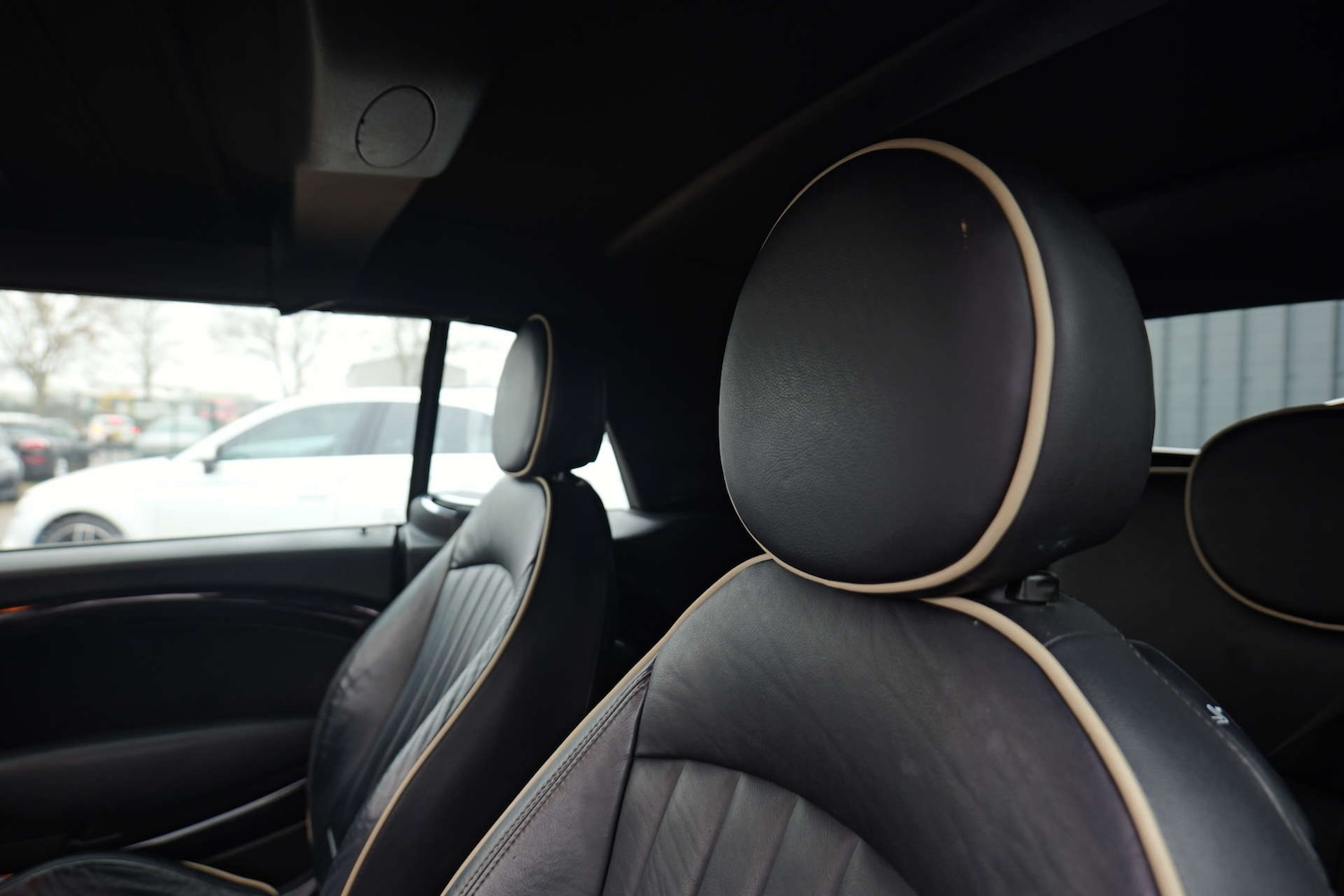 Used MINI Convertible 2011 for sale - 77125185: Photo 20