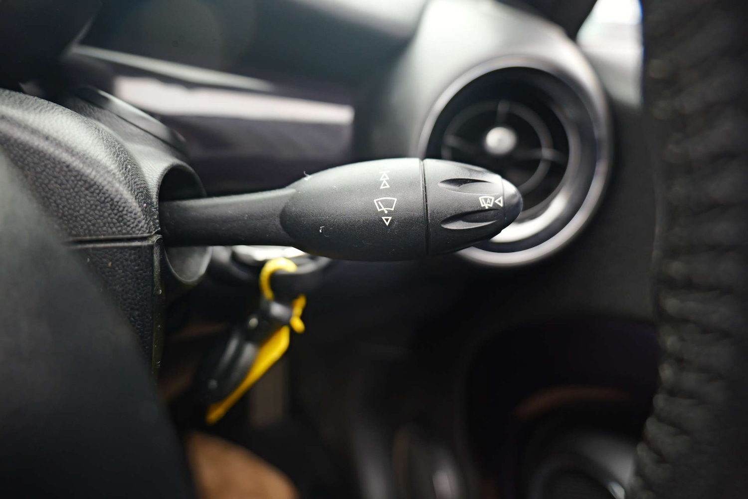 Used MINI Convertible 2011 for sale - 77125185: Photo 32