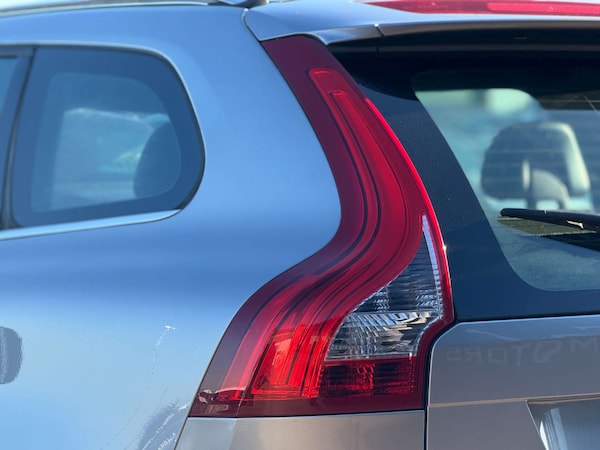 Used Volvo XC60 2013 for sale - 76278054: Photo 32