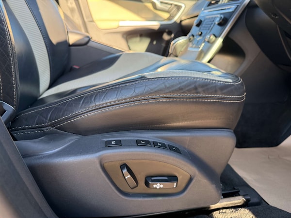 Used Volvo XC60 2013 for sale - 76278054: Photo 45