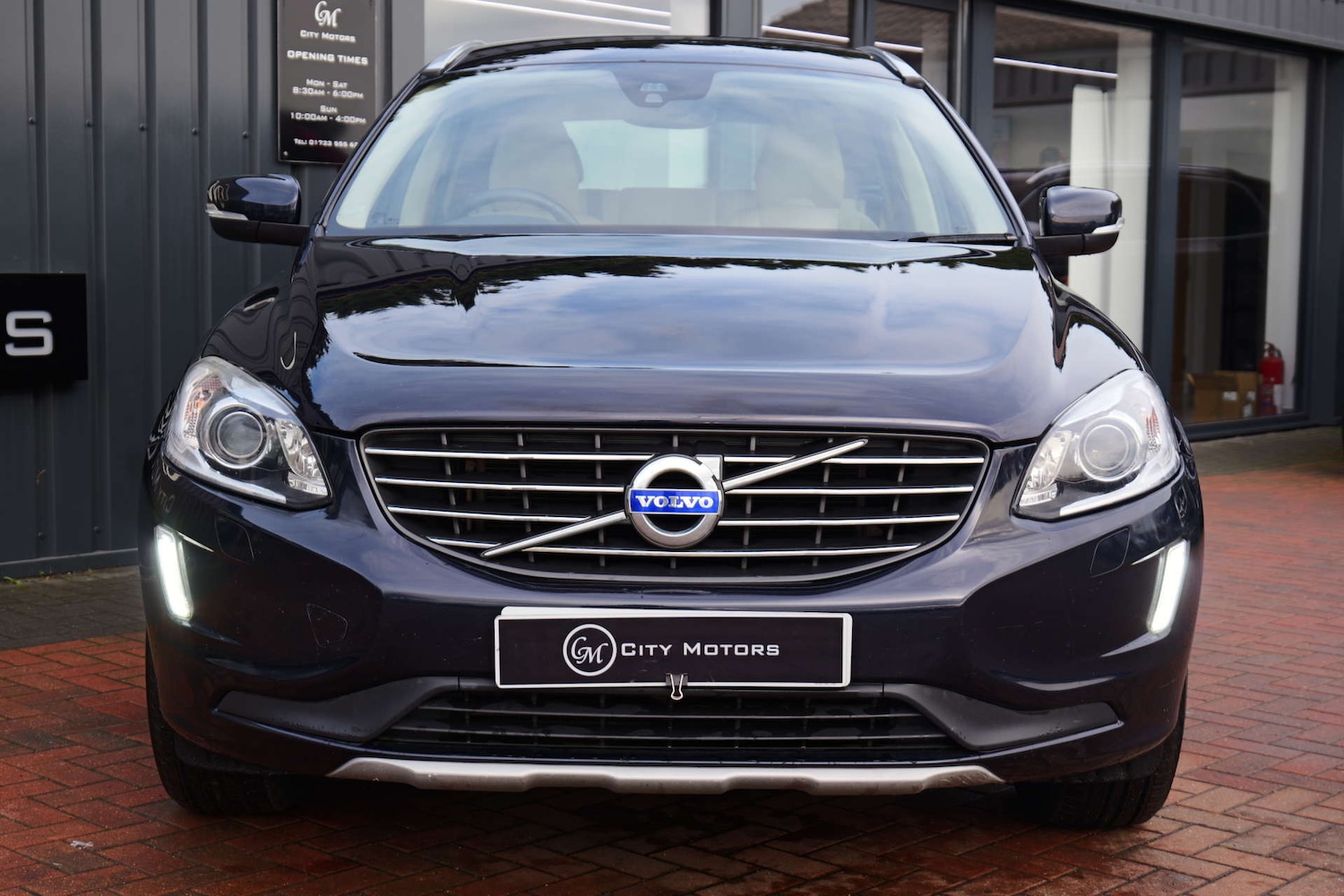 Used Volvo XC60 2016 for sale - 76829923: Photo 3