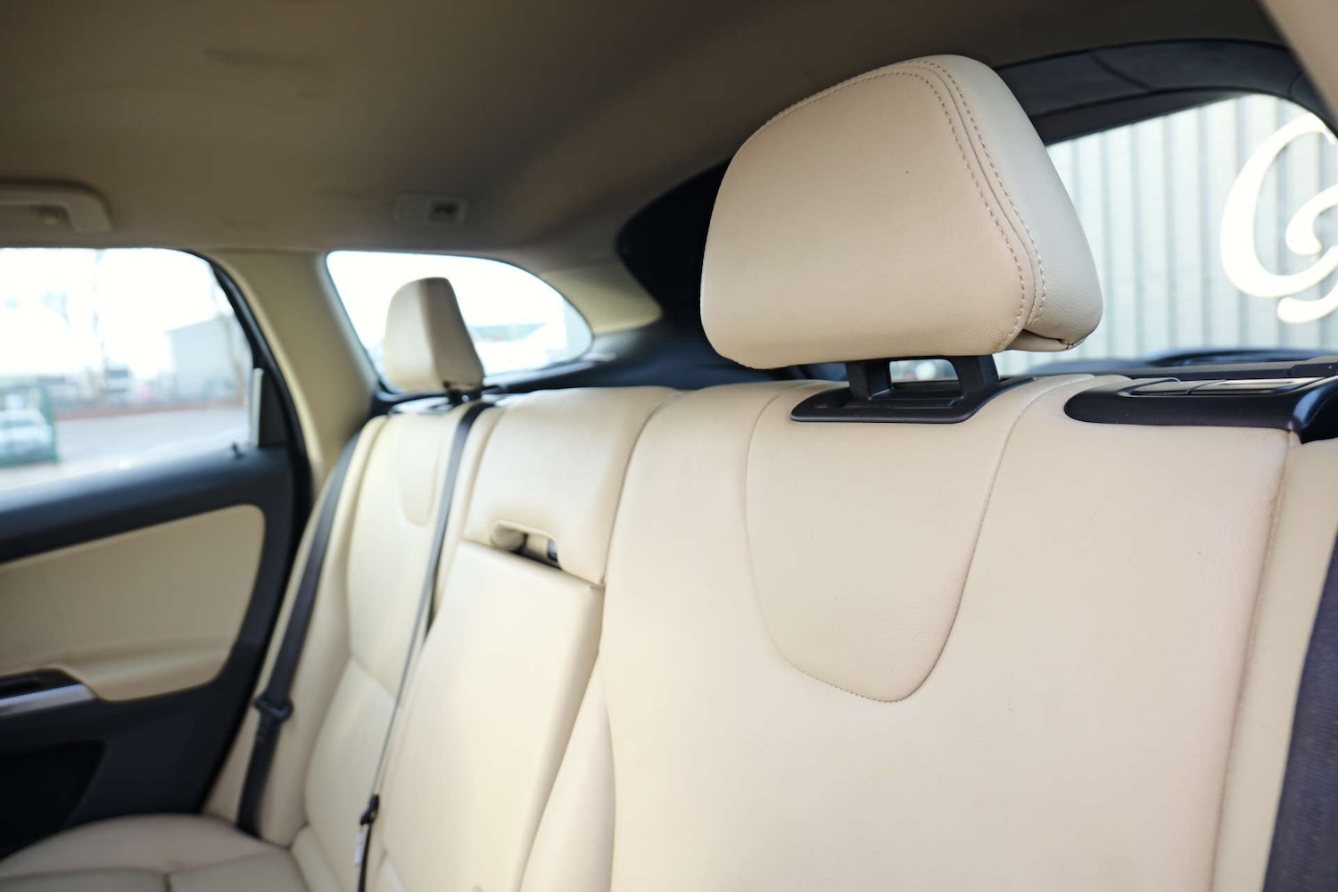 Used Volvo XC60 2016 for sale - 76829923: Photo 50