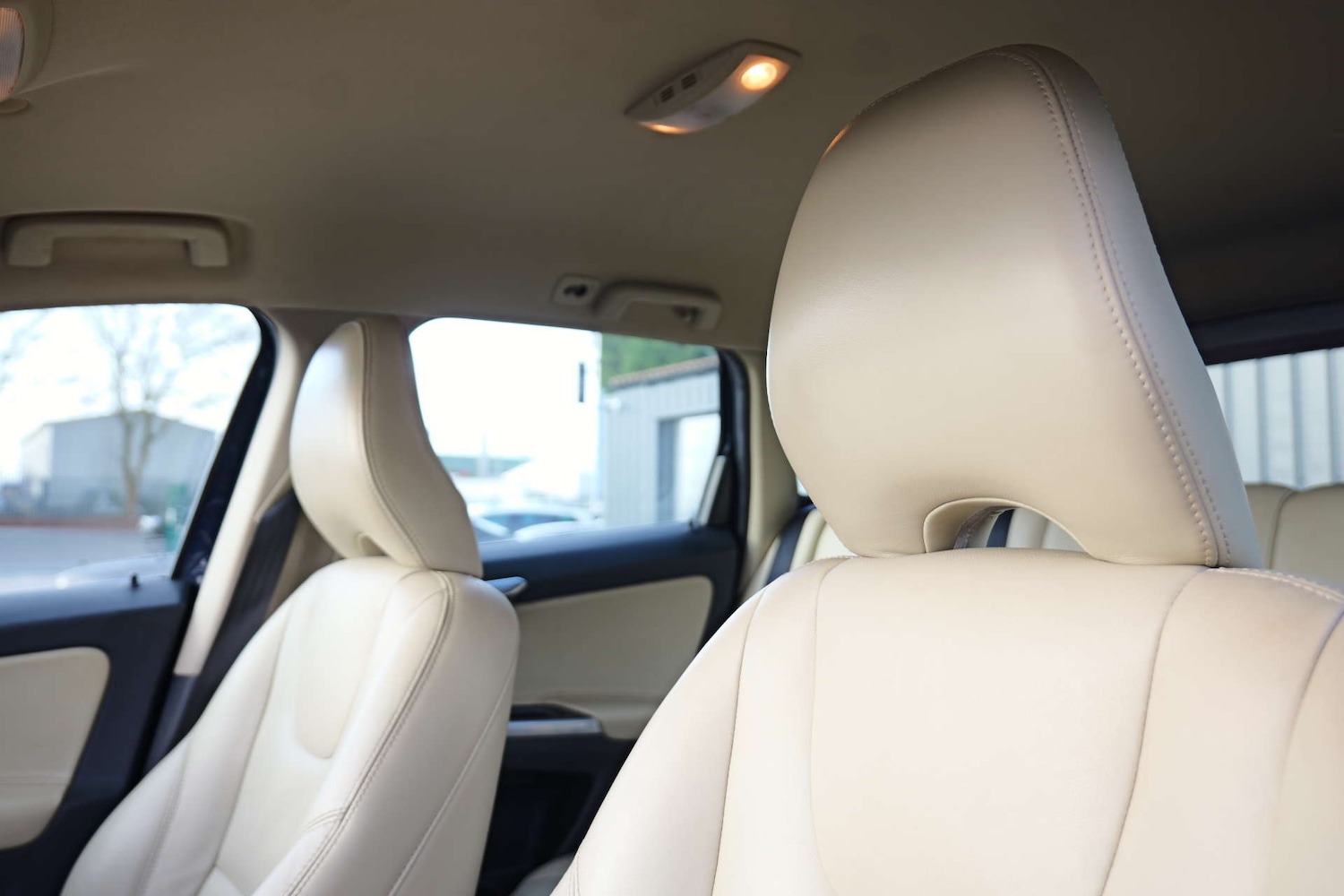 Used Volvo XC60 2016 for sale - 76829923: Photo 54