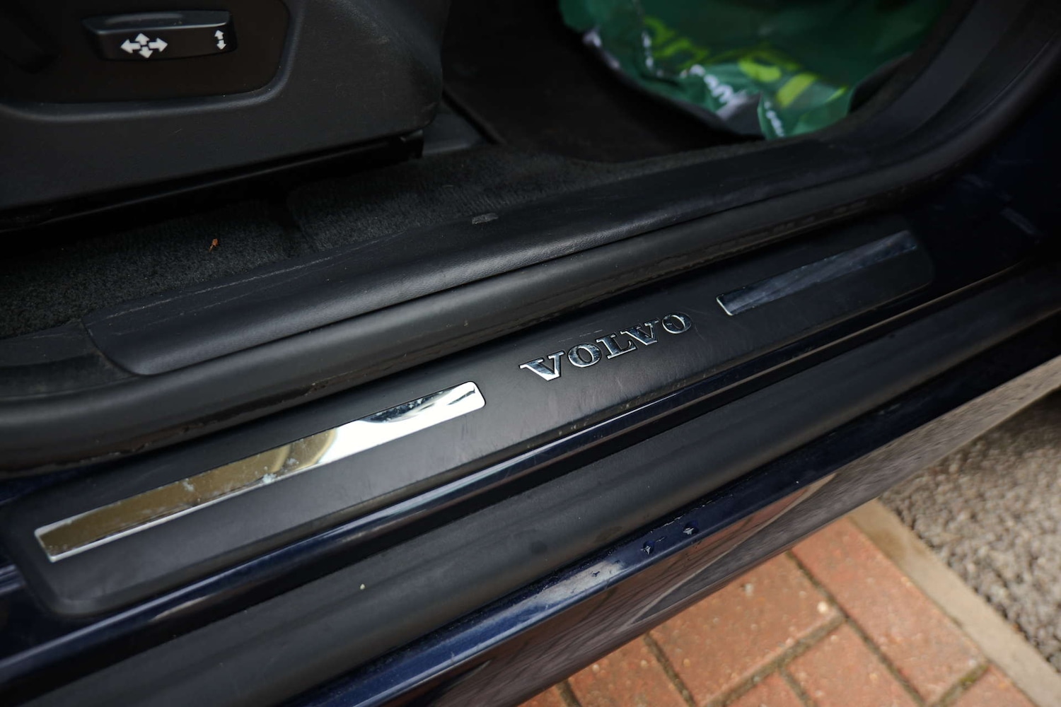 Used Volvo XC60 2016 for sale - 76829923: Photo 64