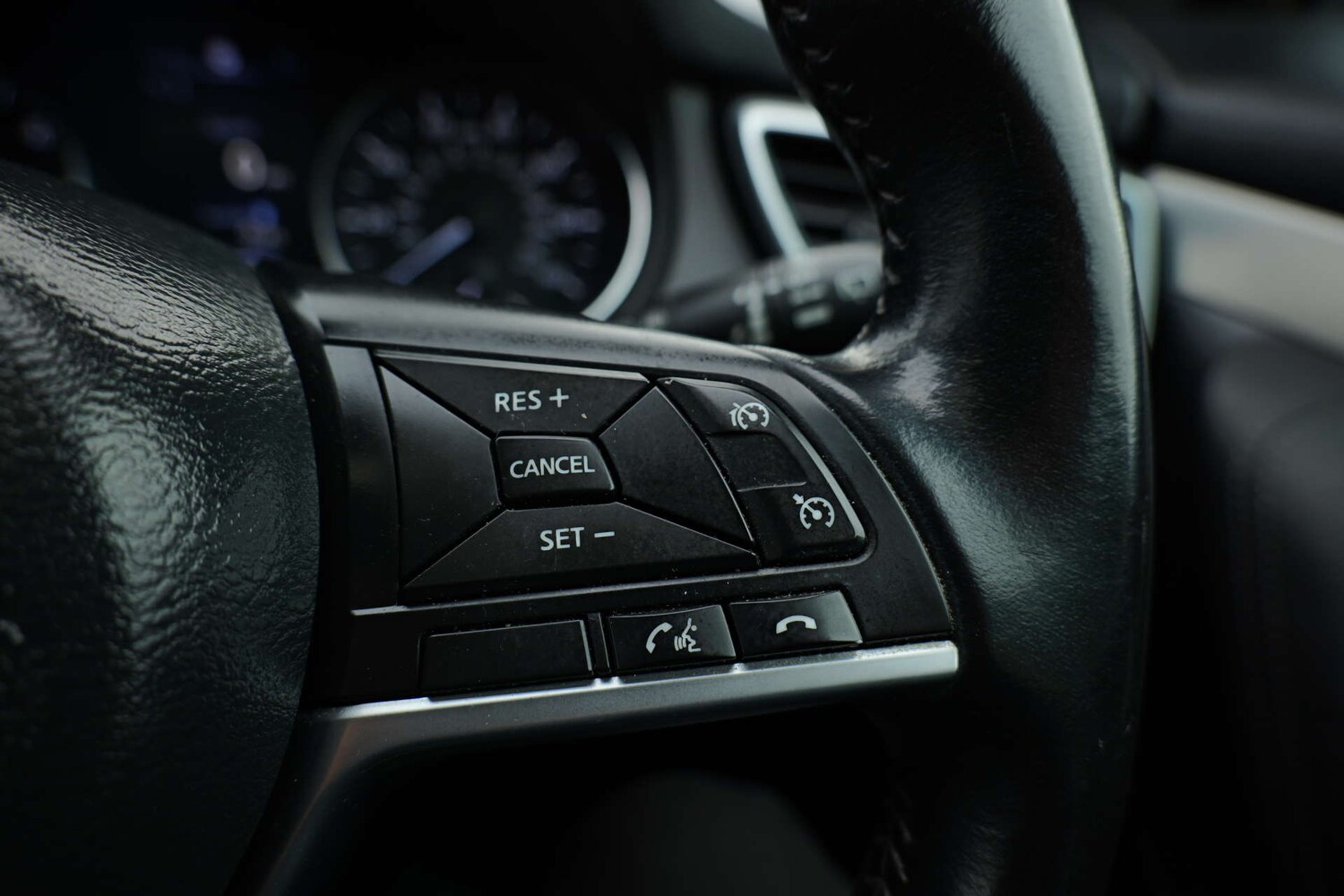 Used Nissan Qashqai 2018 for sale - 76567750: Photo 28