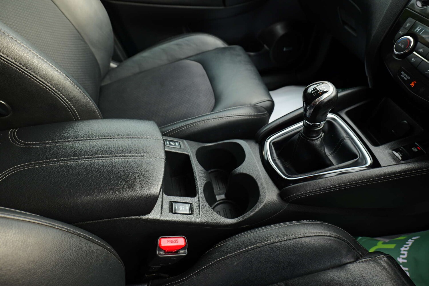 Used Nissan Qashqai 2018 for sale - 76567750: Photo 29